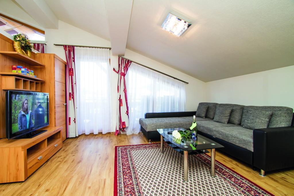 Gertis Ferienwohnung ฮอคฟิลเซิน ห้อง รูปภาพ
